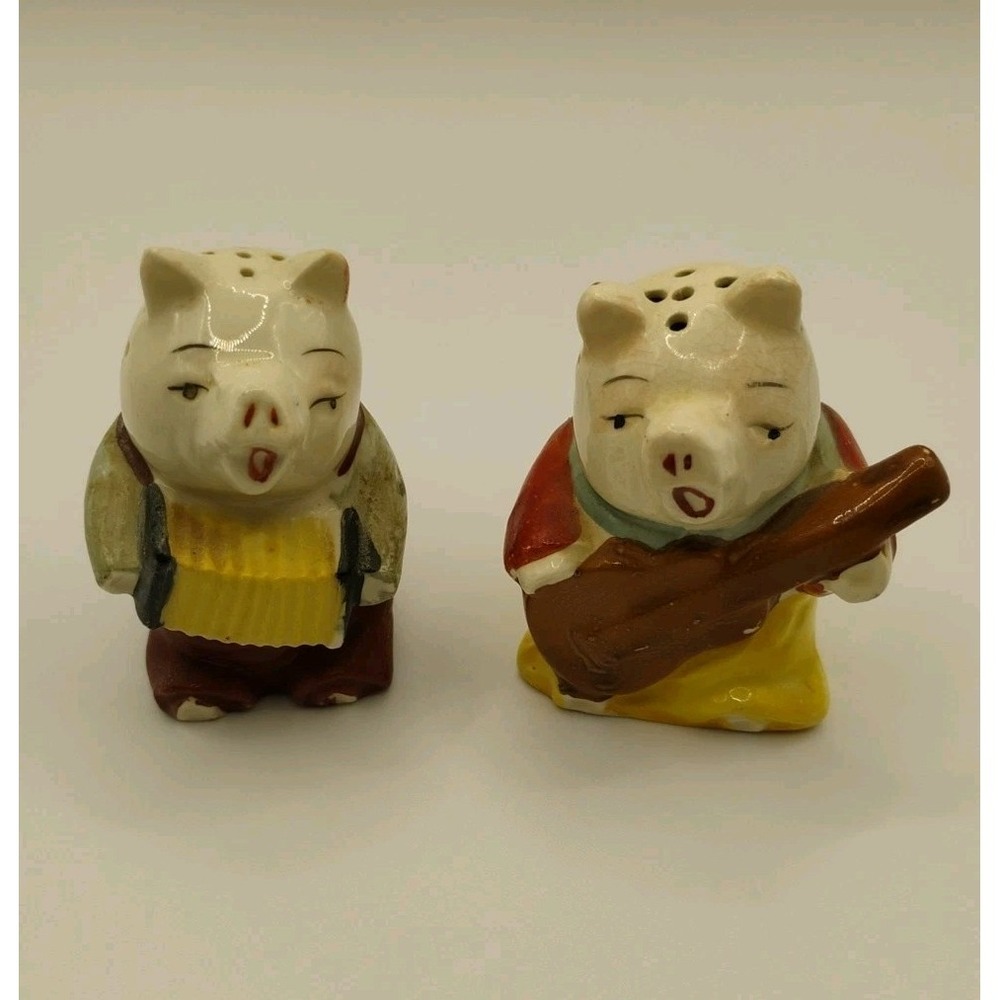 Anthropomorphic  Vintage Salt and Pepper Shakers Pig Musician Accordion Guitar